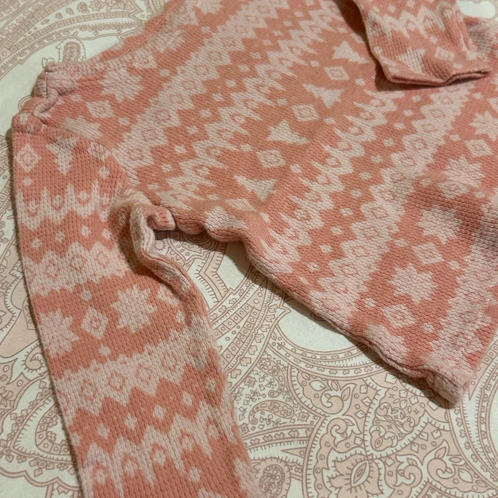 Old Navy Waffle Knit Patterned Kids Long Sleeve Tops - Pink and Navy 12-18 month